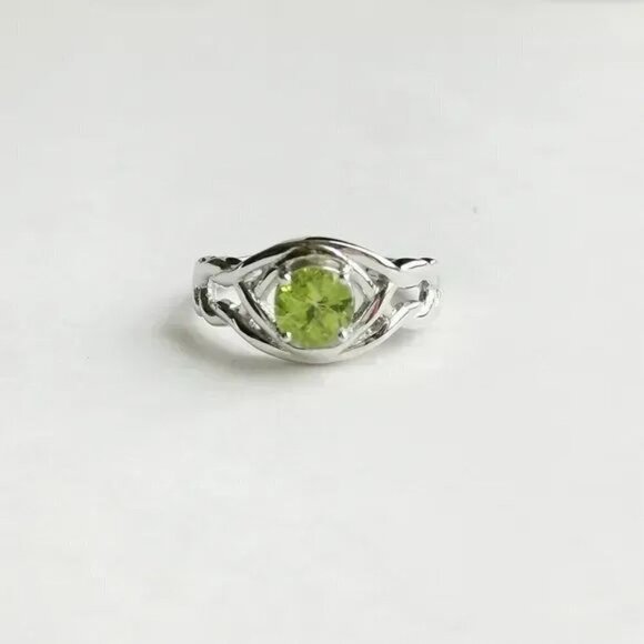 Sterling silver Peridot gemstone ring eternity knot size 7 🆕 - Picture 5 of 5